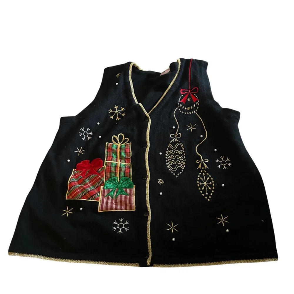Vintage Christmas Holiday Embroidered Vest L Gift Boxes & Ornaments Plaid - Picture 1 of 3